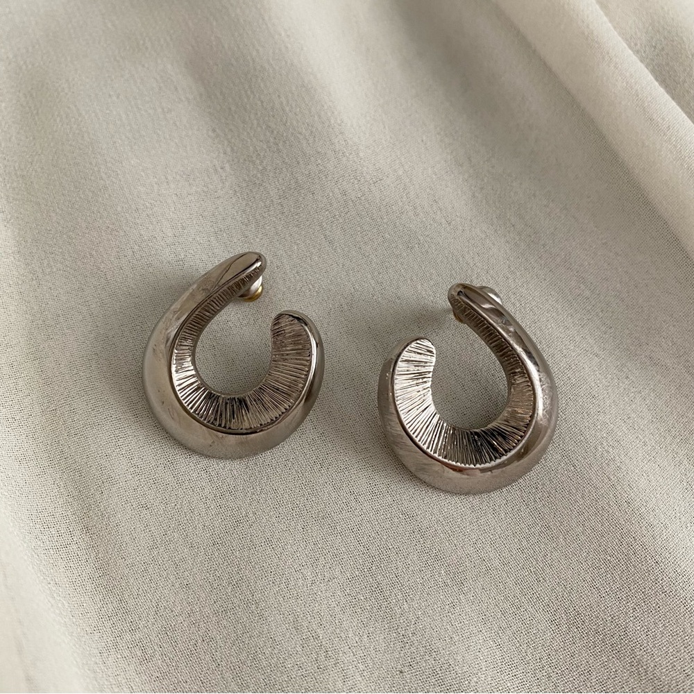 Vintage Silver Textured Crescent Hoop Earrings
